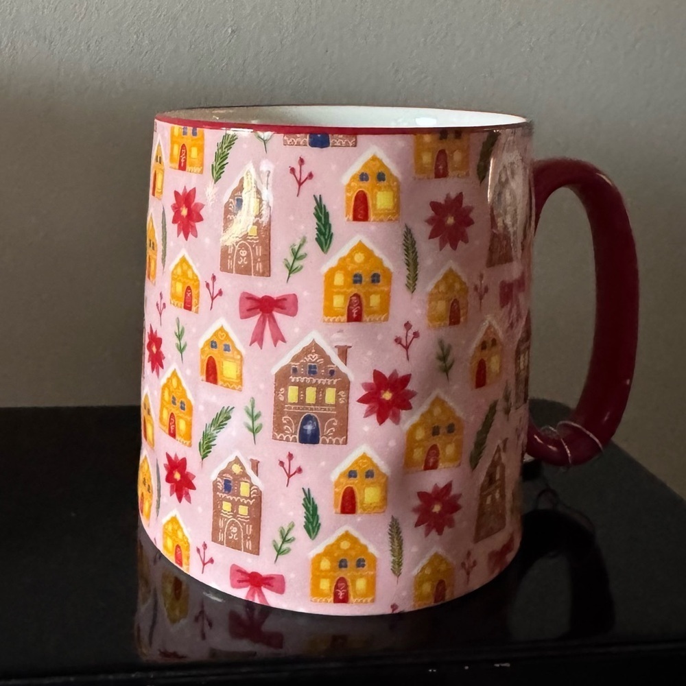 Christmas - Winter - Gingerbread House Mug - New W Tags - Gifting - Pink